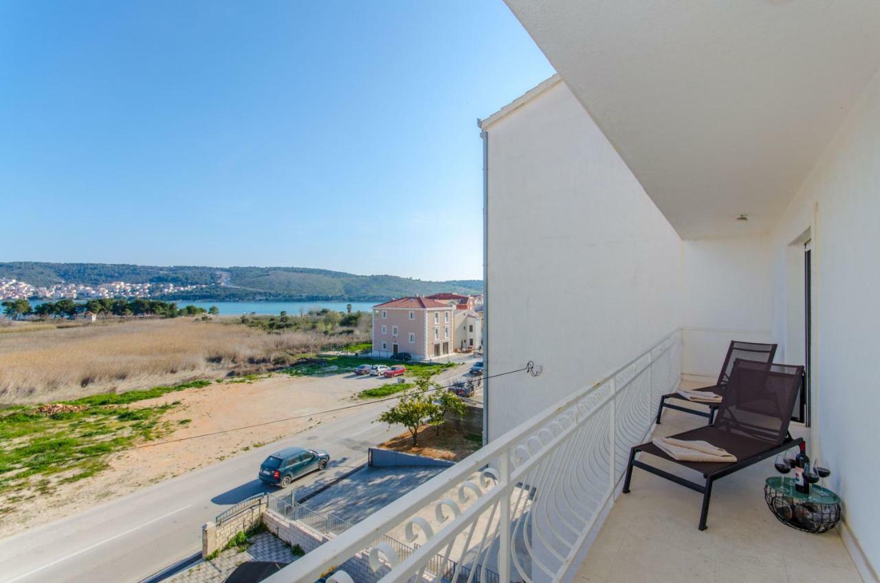 Bridge And Beach Apartments Trogir Eksteriør bilde