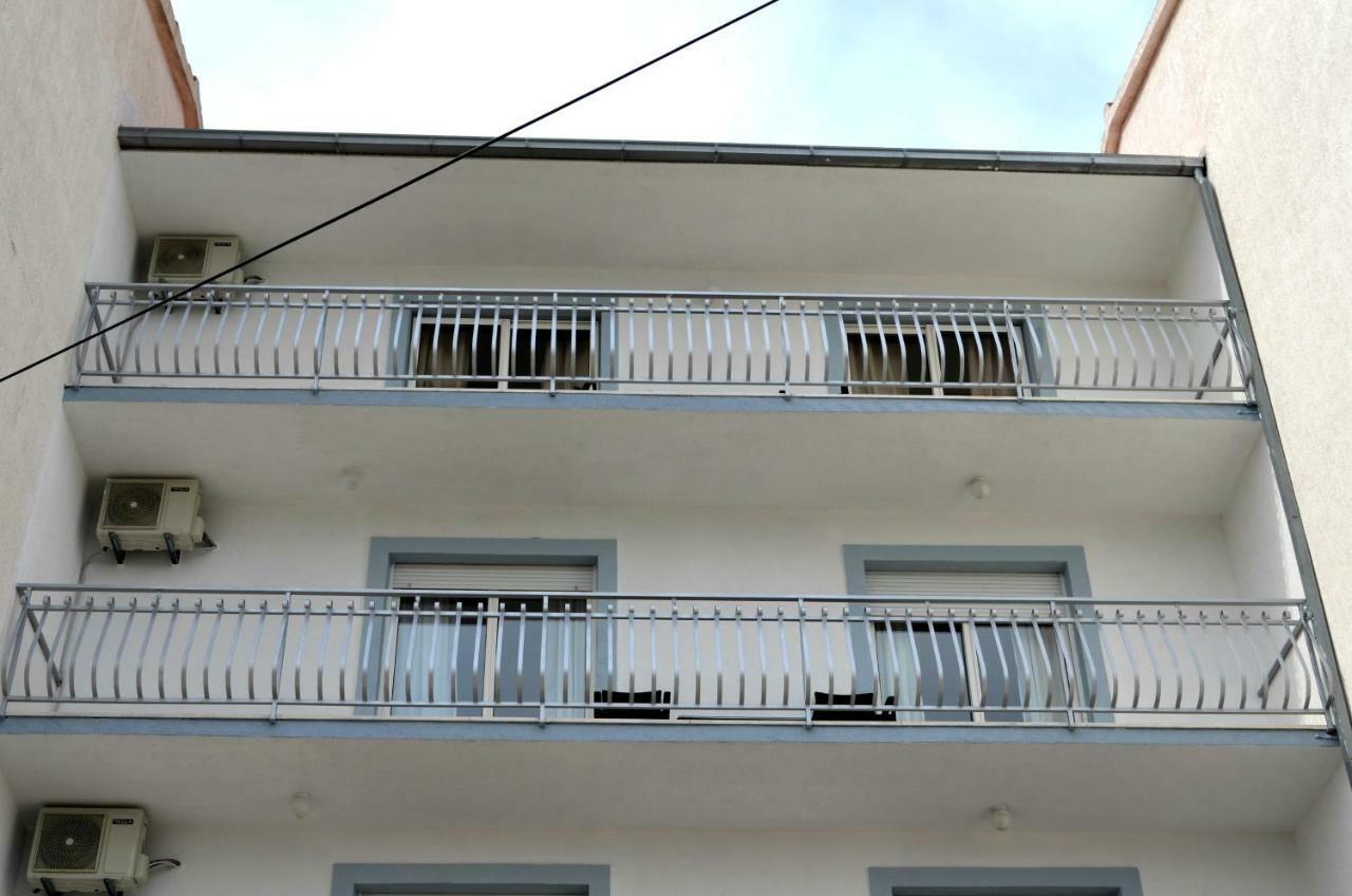 Bridge And Beach Apartments Trogir Eksteriør bilde