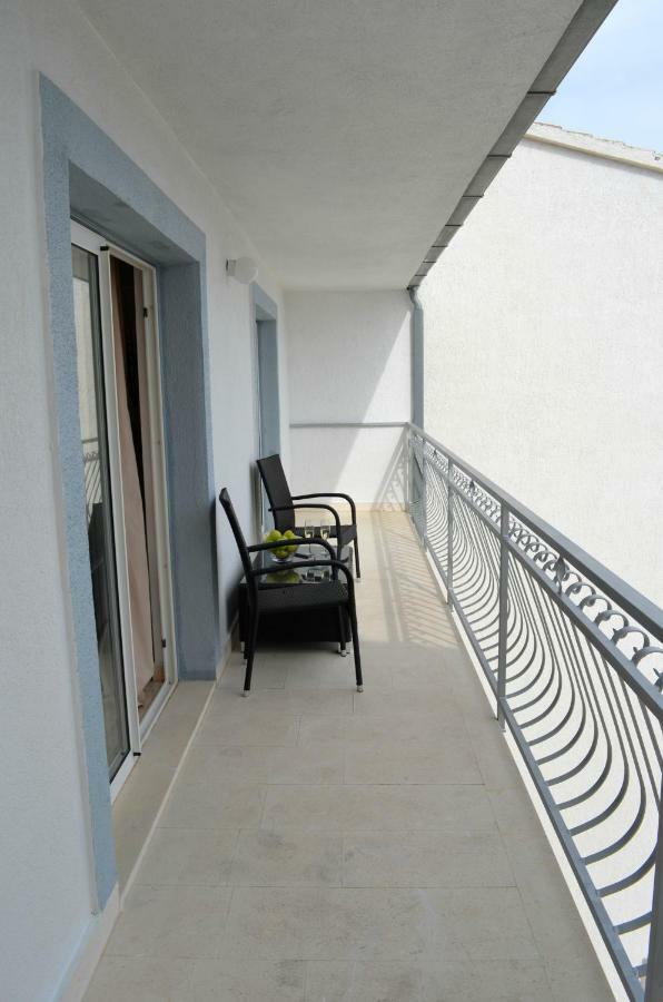 Bridge And Beach Apartments Trogir Eksteriør bilde